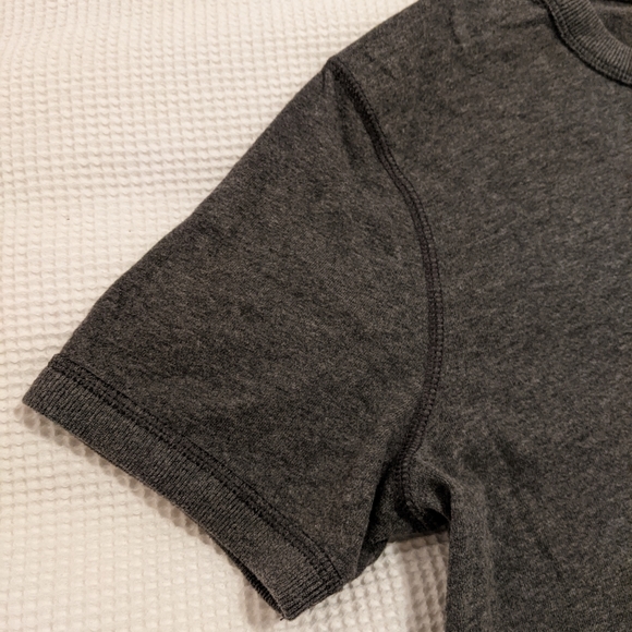 Hollister Surfing Team t-shirt - Picture 2 of 5